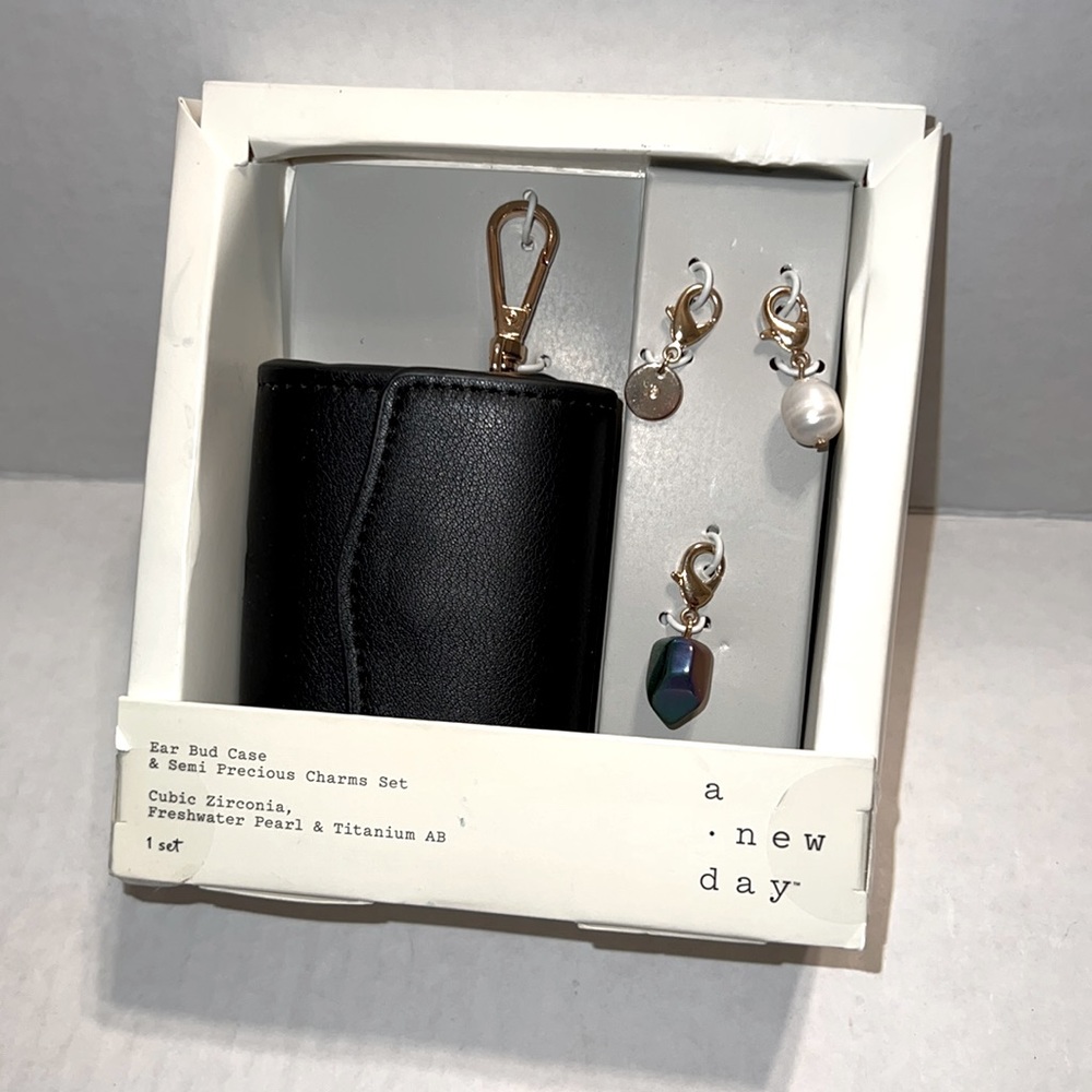New-Ear bud leather case
